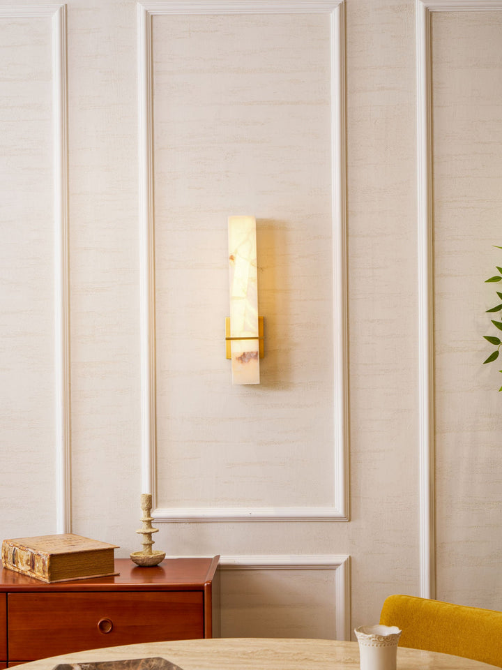 Milan Alabaster Vägglampa