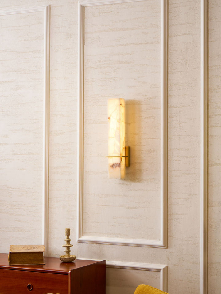 Milan Alabaster Vägglampa