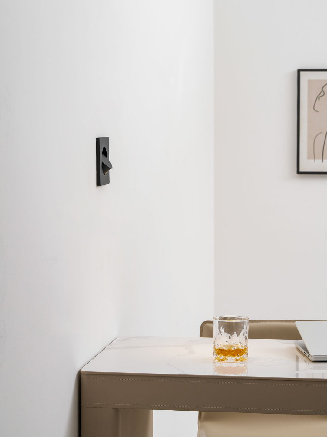 Minimalistisk Inbyggd Rotera Vägglampa