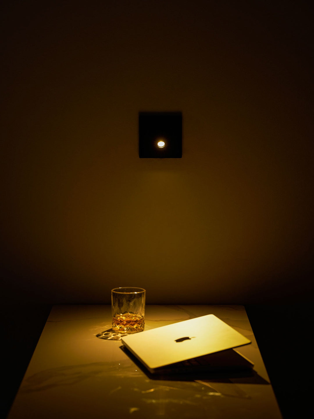 Minimalistisk Inbyggd Rotera Vägglampa