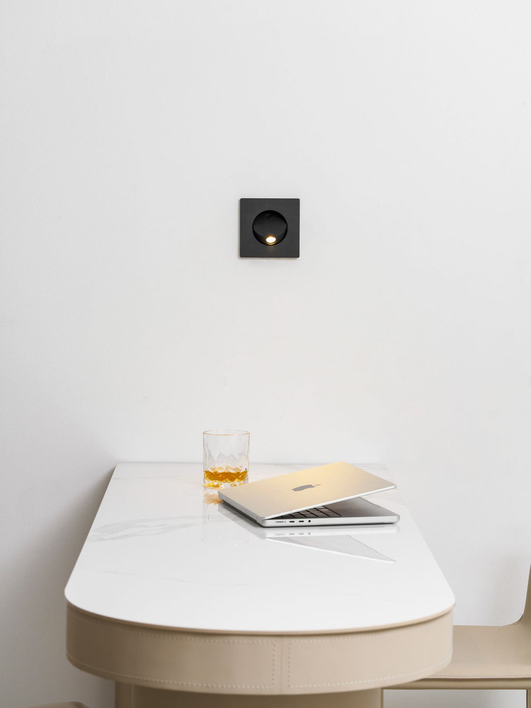 Minimalistisk Inbyggd Rotera Vägglampa