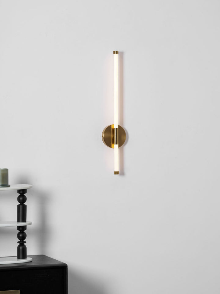 Minimalistisk Vertikal Vägglampa