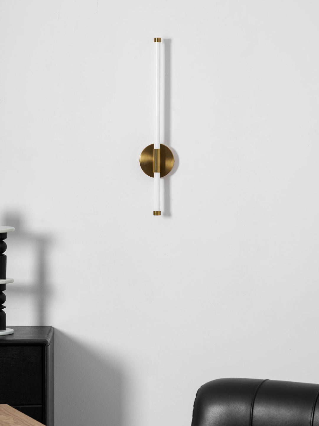 Minimalistisk Vertikal Vägglampa