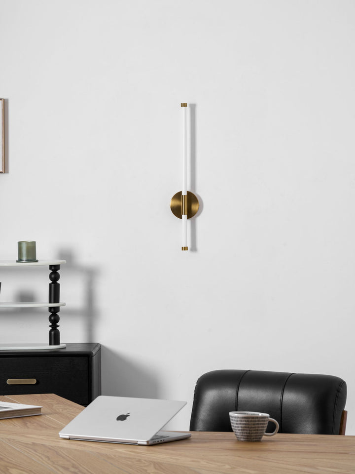 Minimalistisk Vertikal Vägglampa