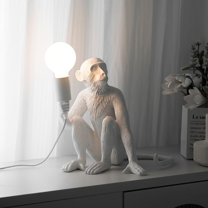 Apa Bordslampa