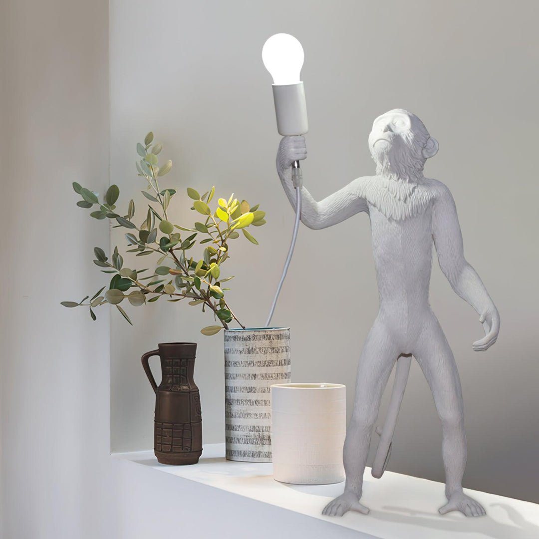 Apa Bordslampa