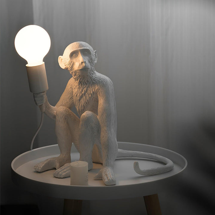 Apa Bordslampa