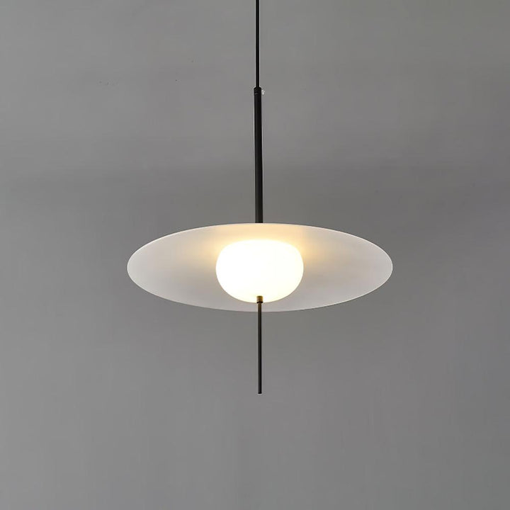 Astris Pendellampa