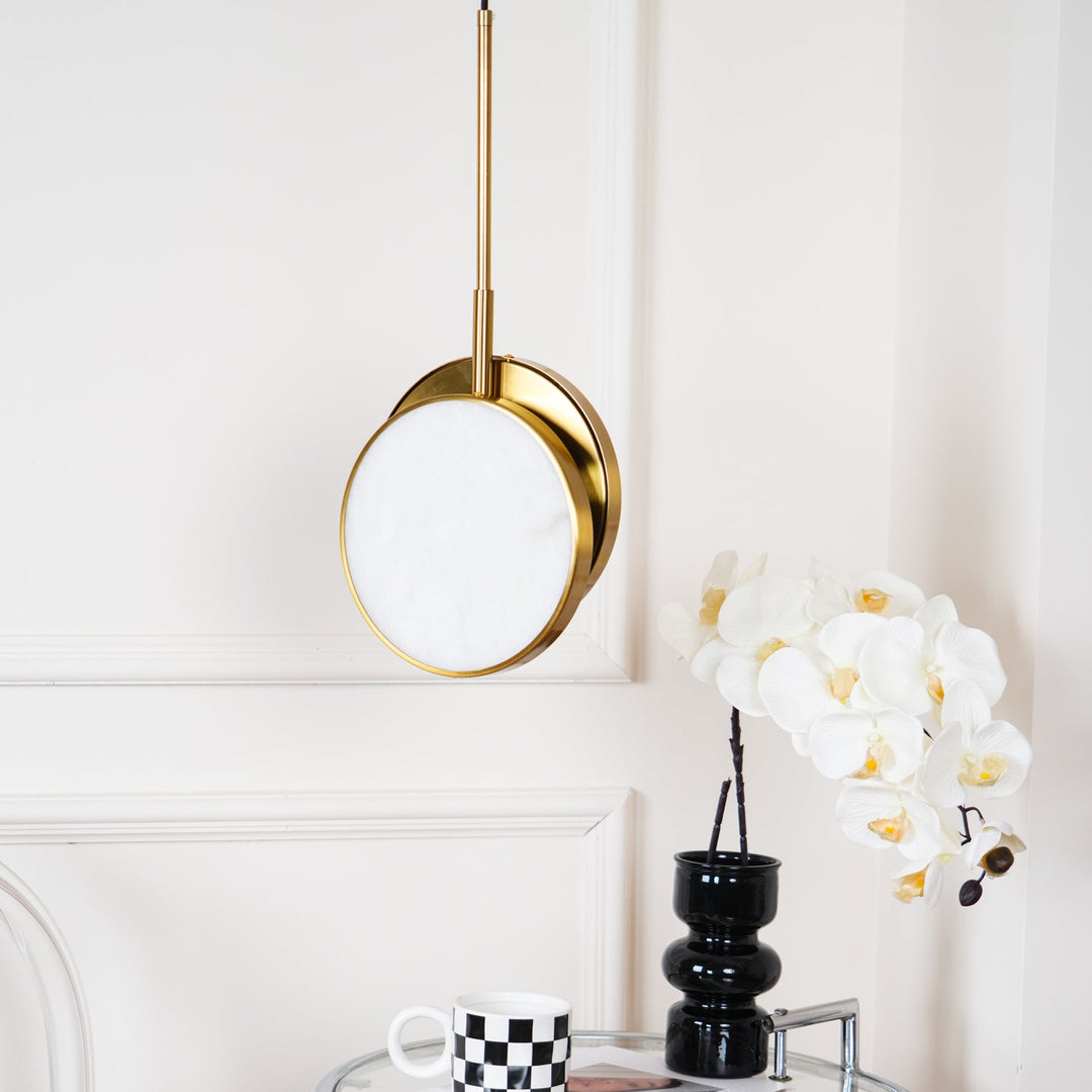 Moonshade Alabaster Pendellampa