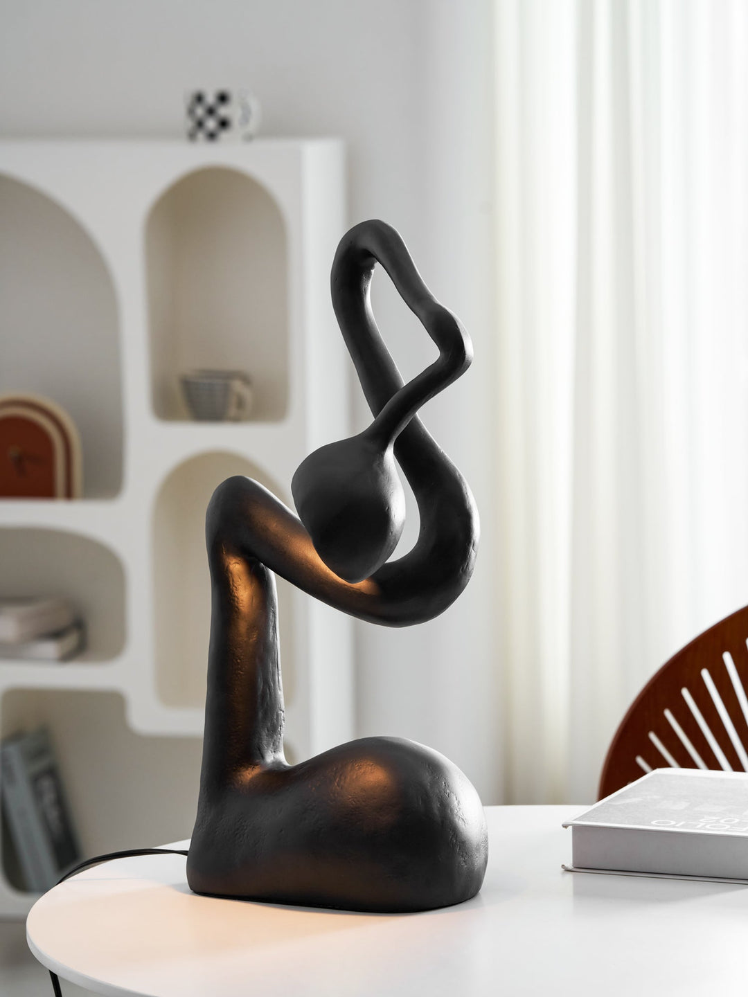Myrrh Skulptur Bordslampa