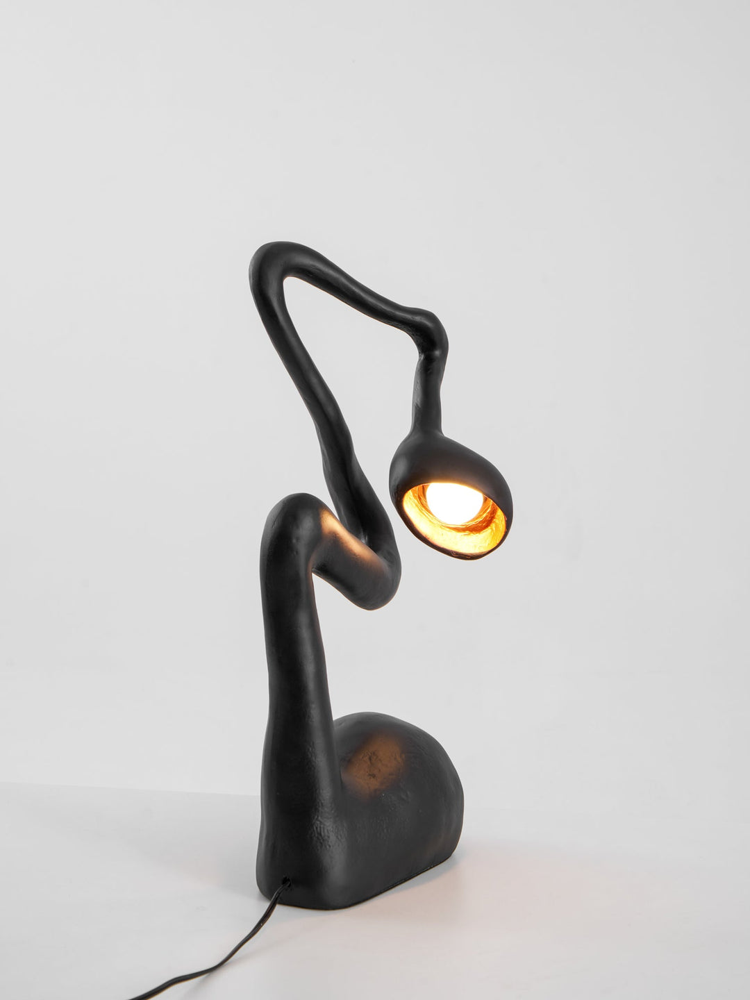 Myrrh Skulptur Bordslampa