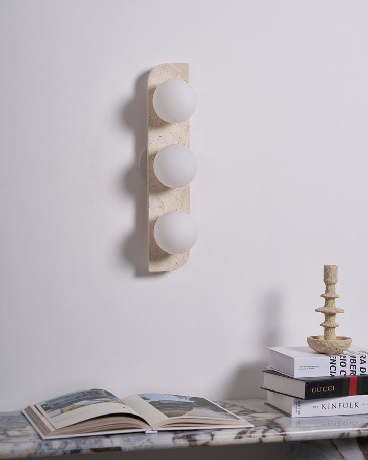 Elysian Travertine Vägglampa