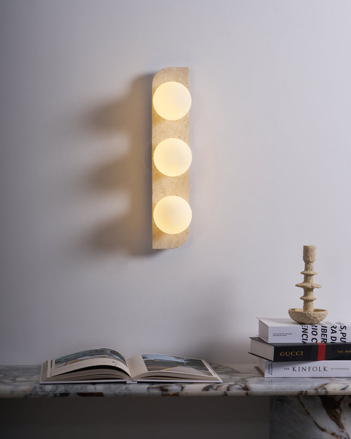 Elysian Travertine Vägglampa
