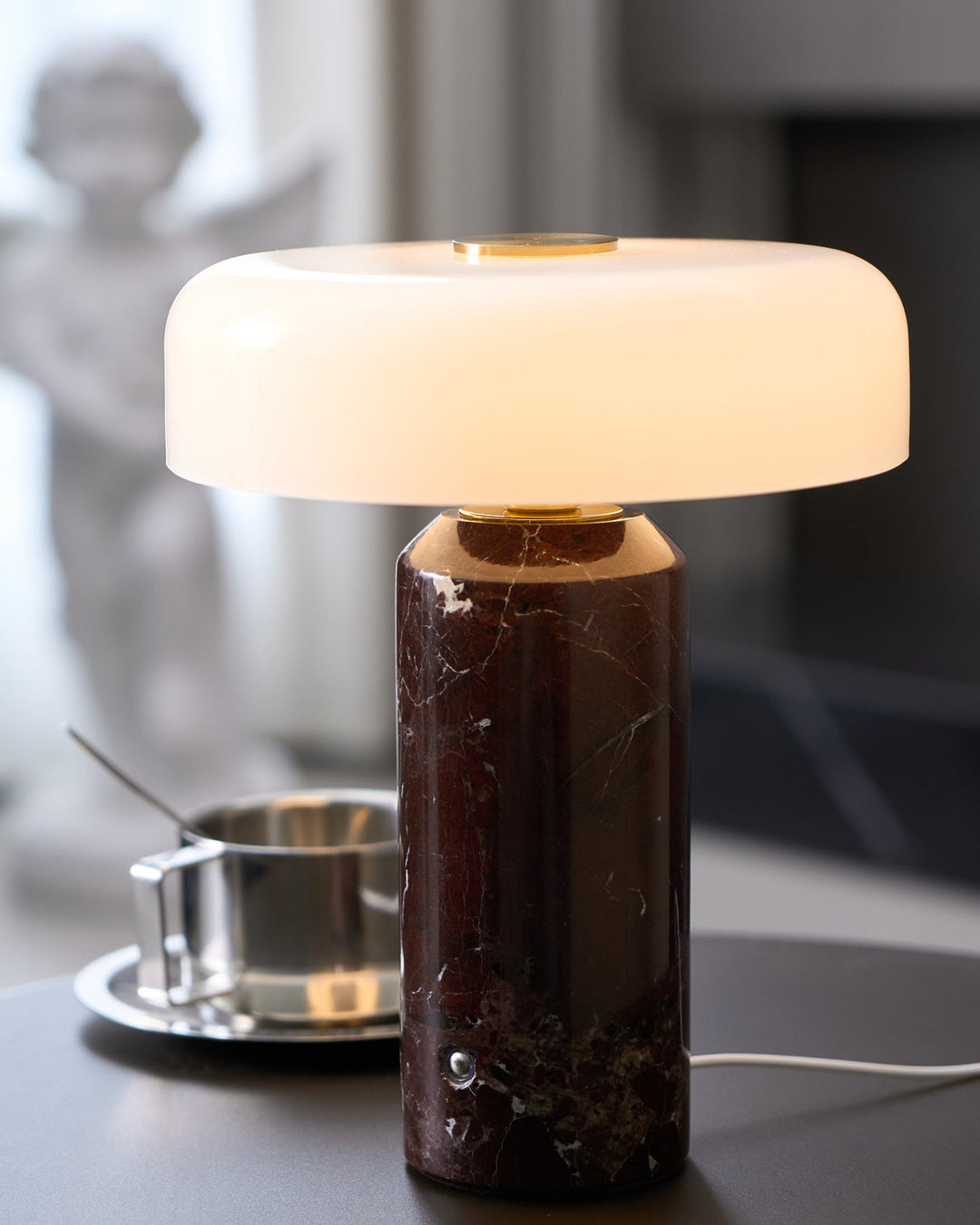 Lunara Marmor Bordslampa
