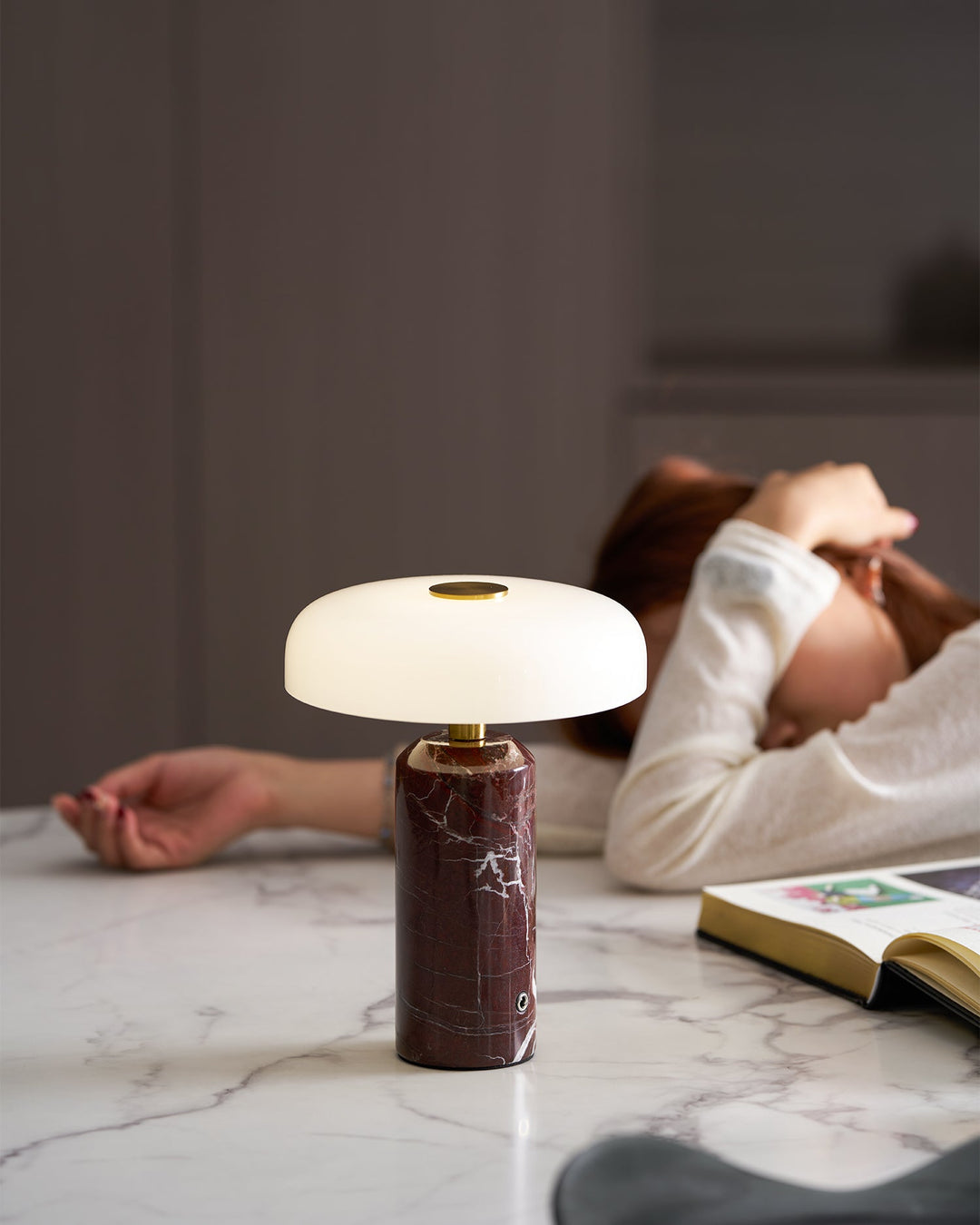 Lunara Marmor Bordslampa