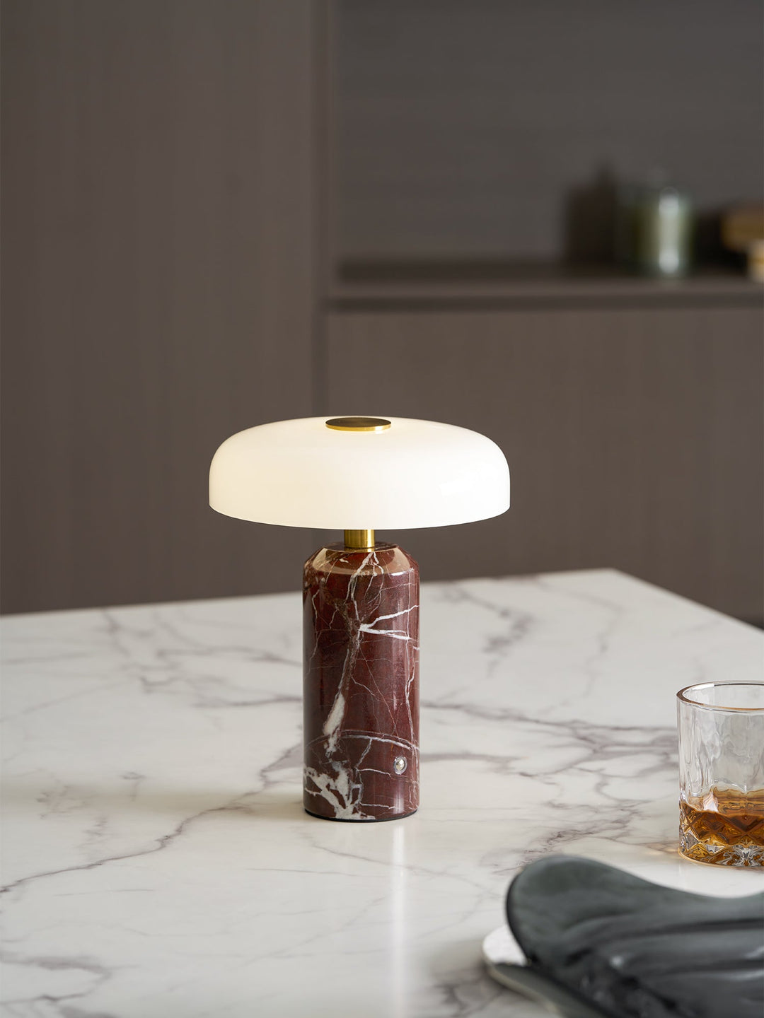 Lunara Marmor Bordslampa