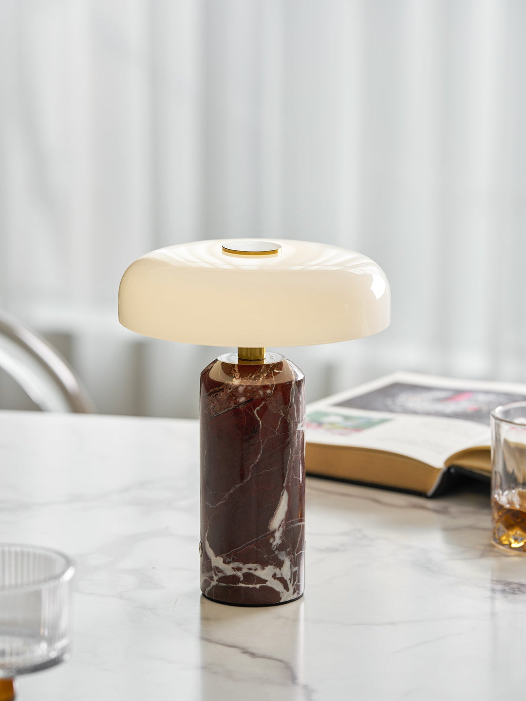 Lunara Marmor Bordslampa
