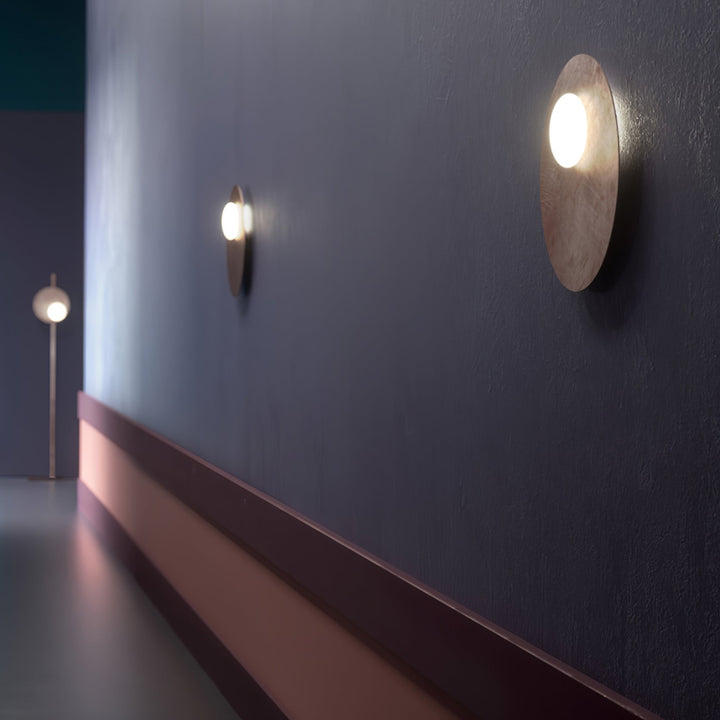 Nodes Vinklad Vägglampa