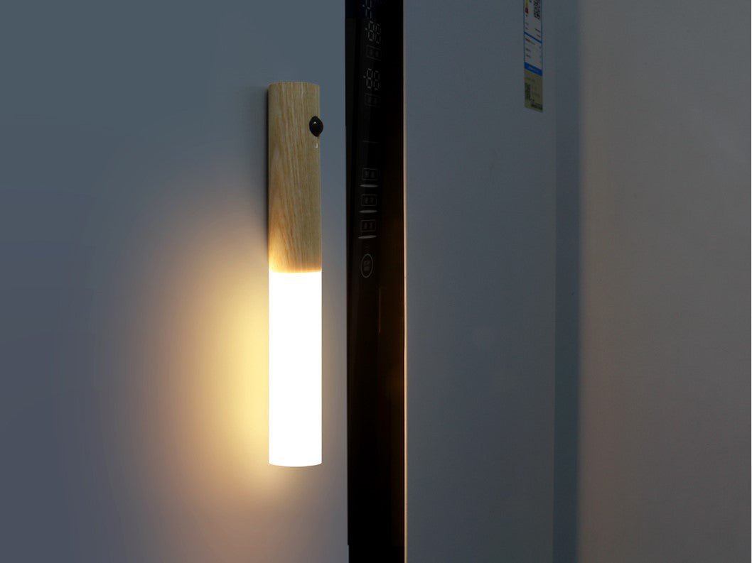 Nomad Magnet Uppladdningsbar Vägglampa