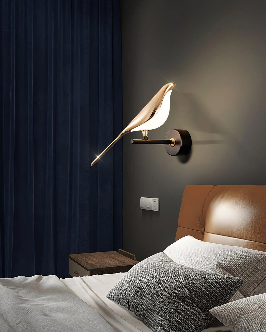 Nomi Vägglampa