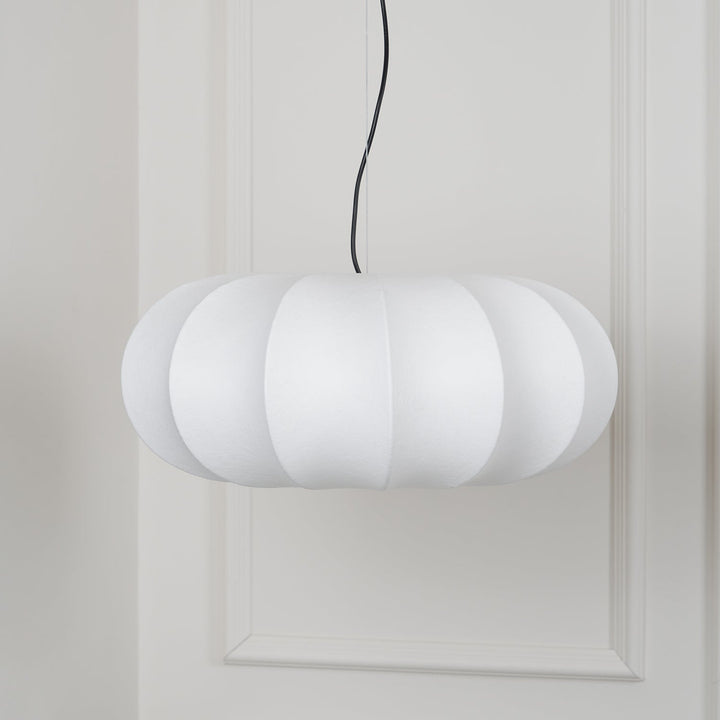 Oblat Silke Pendellampa