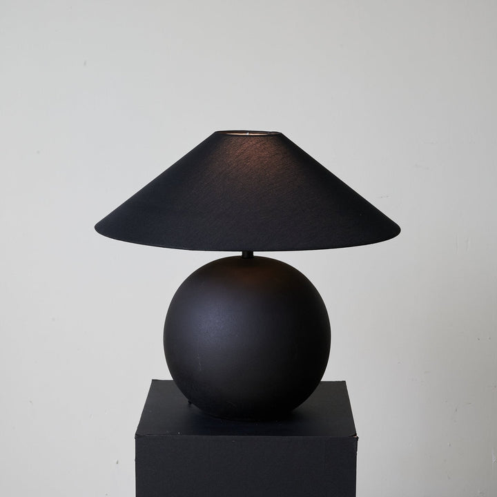 Obsidian Sphere Bordslampa