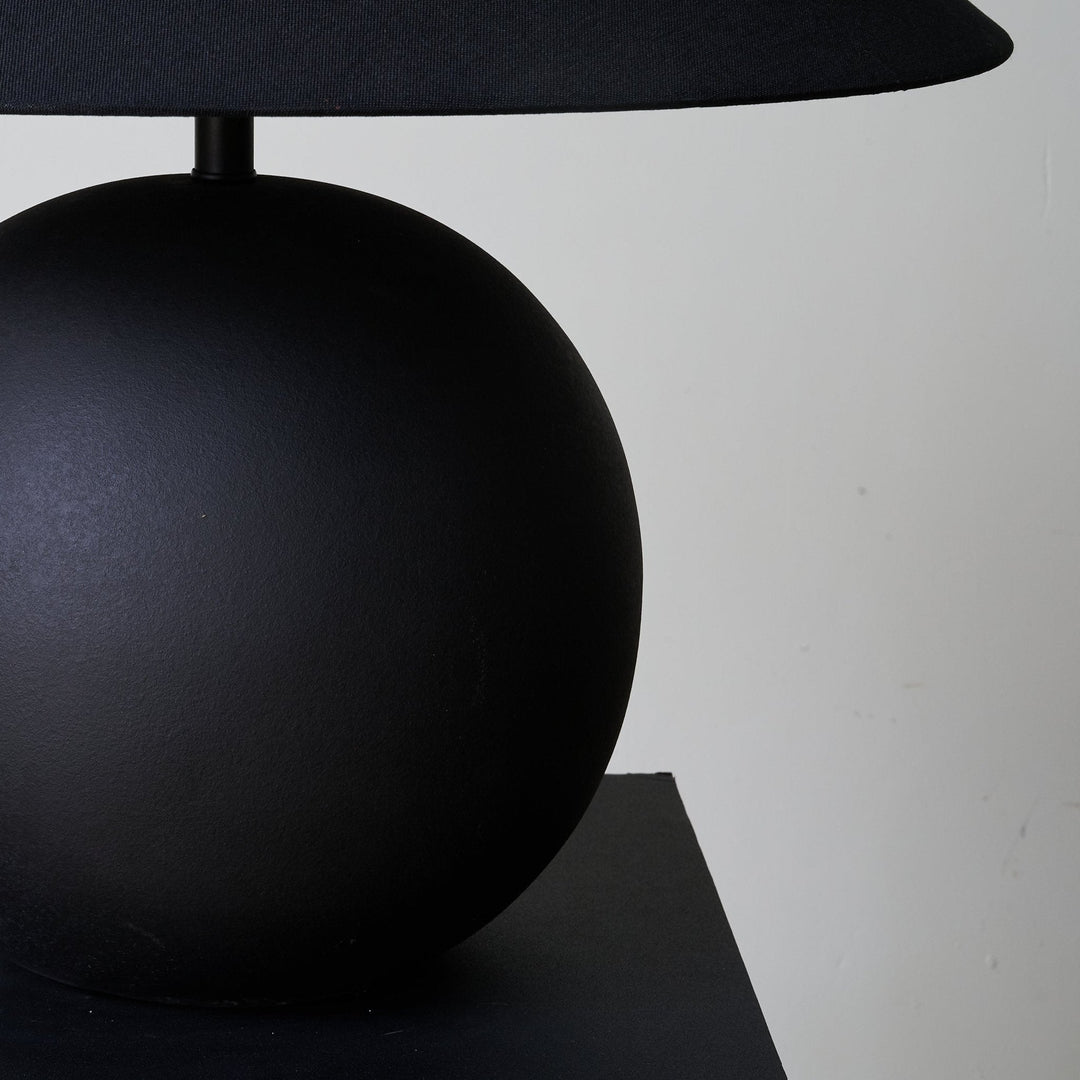 Obsidian Sphere Bordslampa