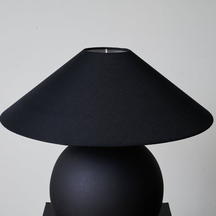 Obsidian Sphere Bordslampa