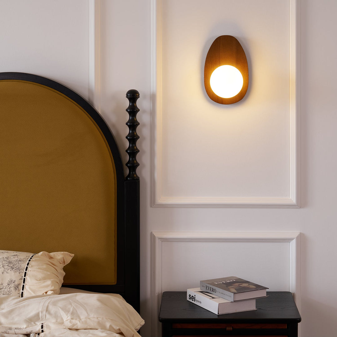Orba Valnöt Plug-in Vägglampa
