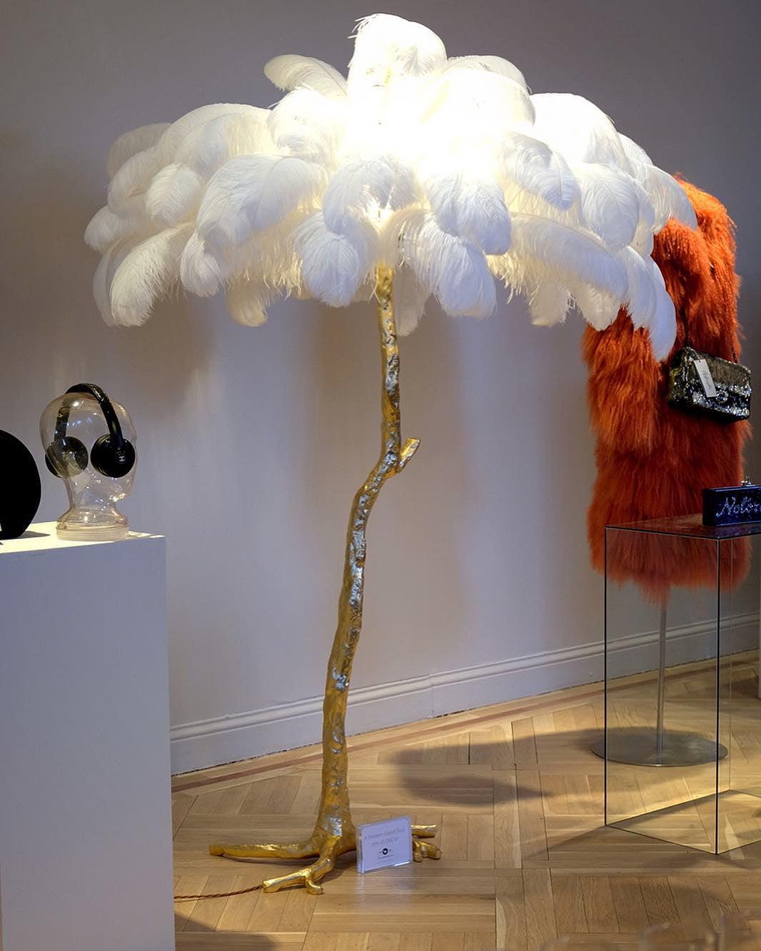 Strutsfjäder Golvlampa i Mässing