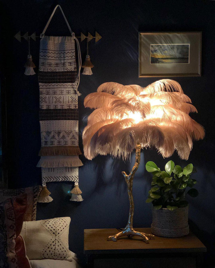 Strutsfjäder Bordslampa