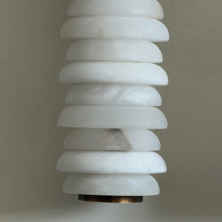 Calla Ribbed Alabaster Vägglampa