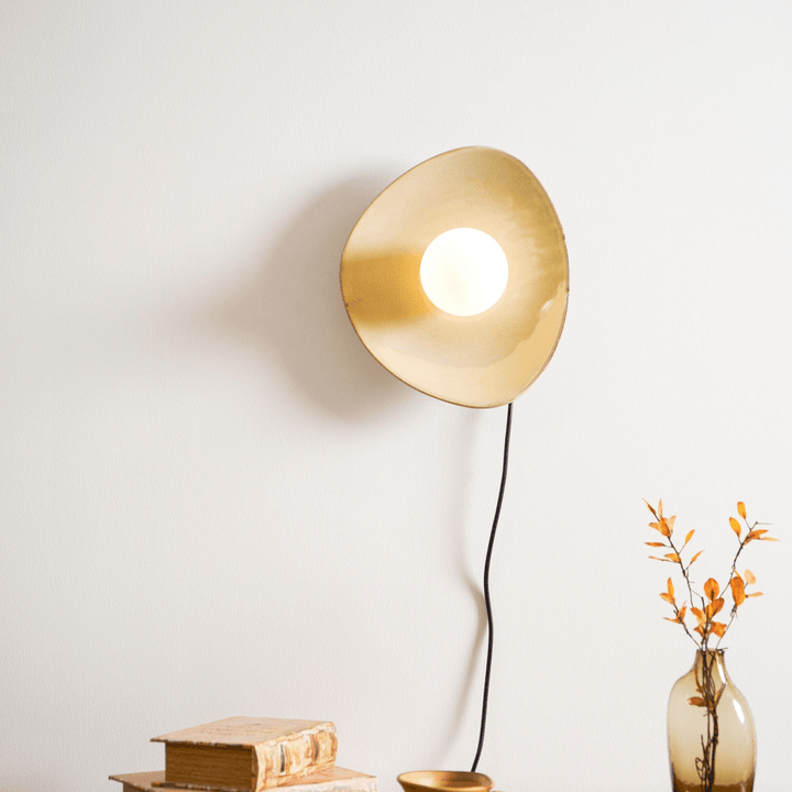 Pebble Disc Plug-in Vägglampa