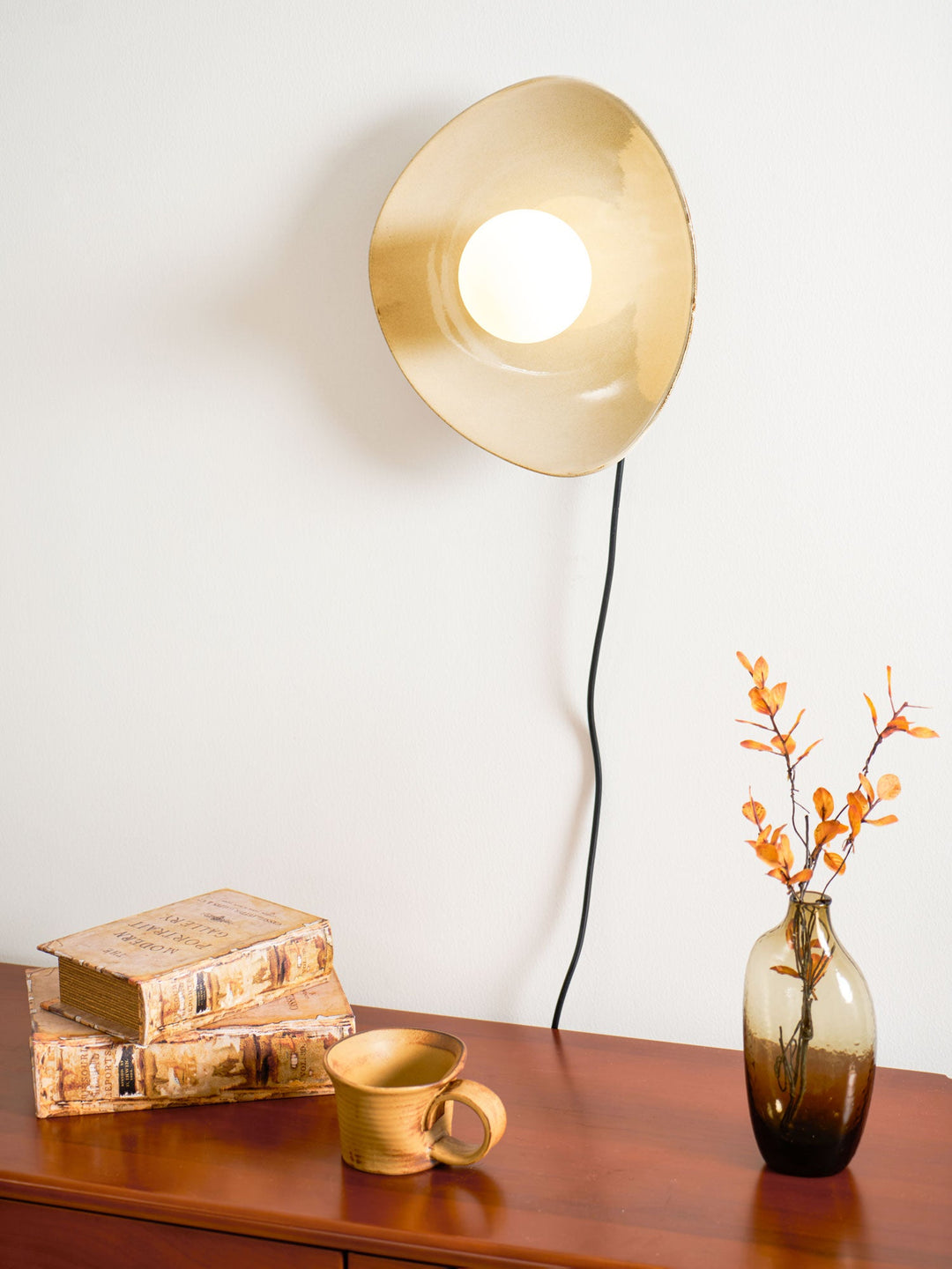 Pebble Disc Plug-in Vägglampa