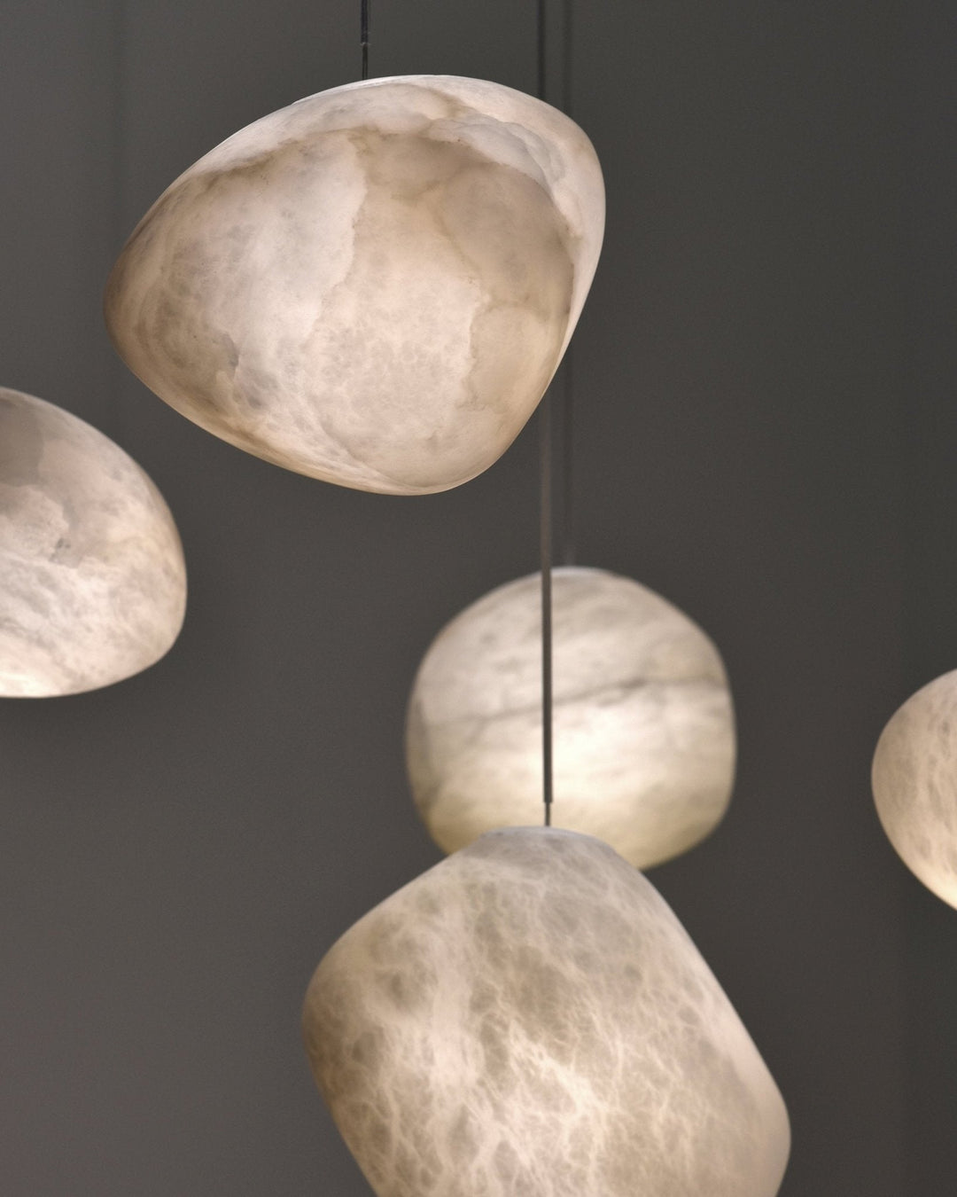 Pebbles Alabaster Pendellampa