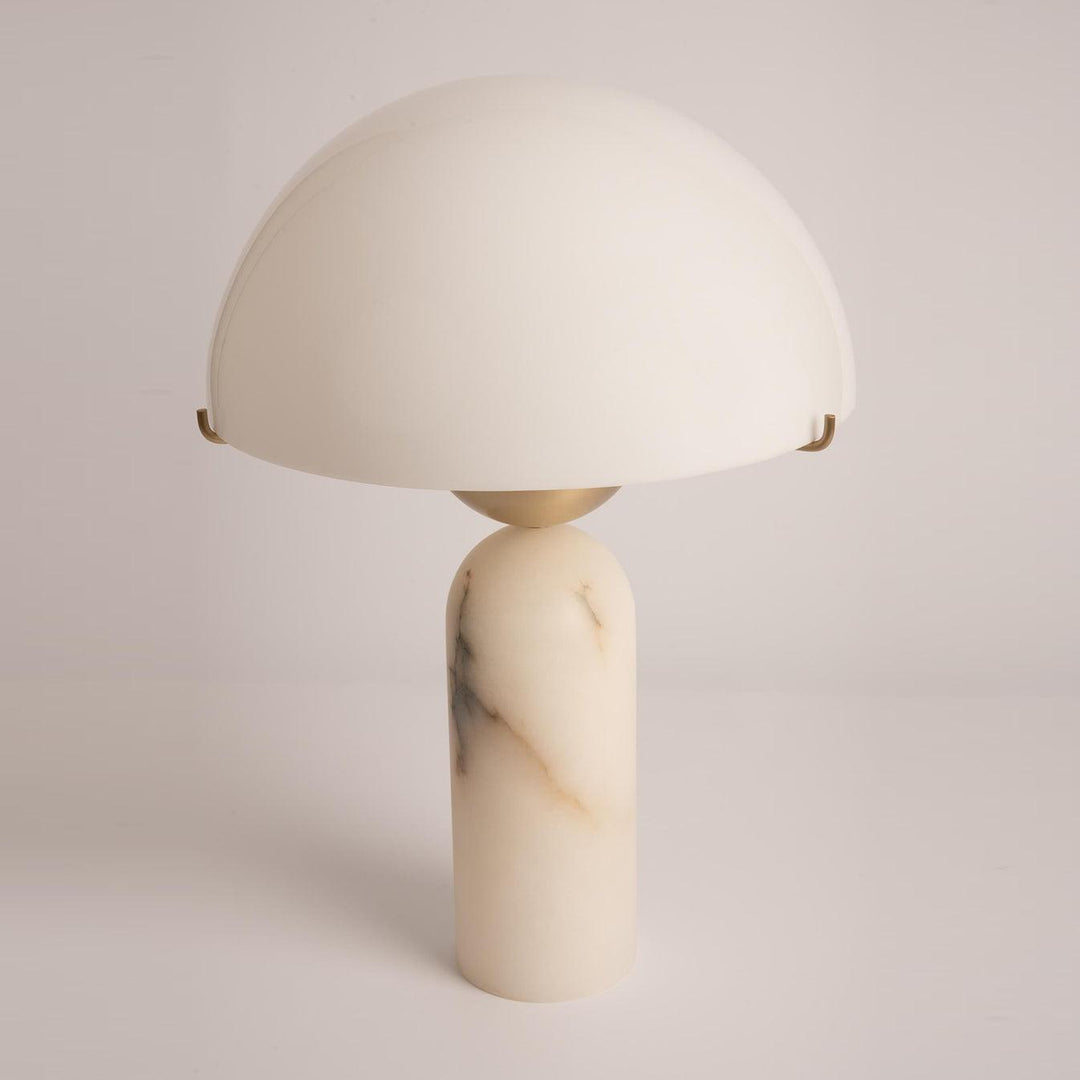 Peono Alabaster Bordslampa