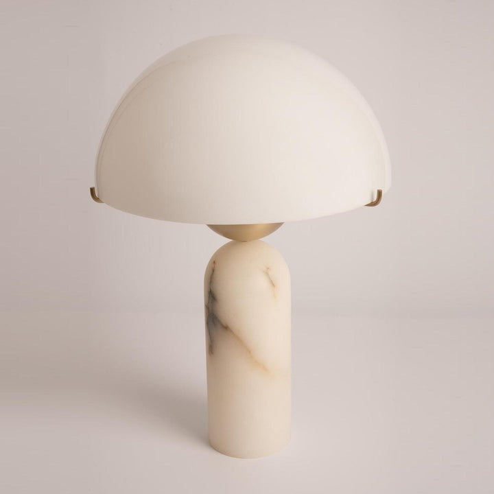 Peono Alabaster Bordslampa