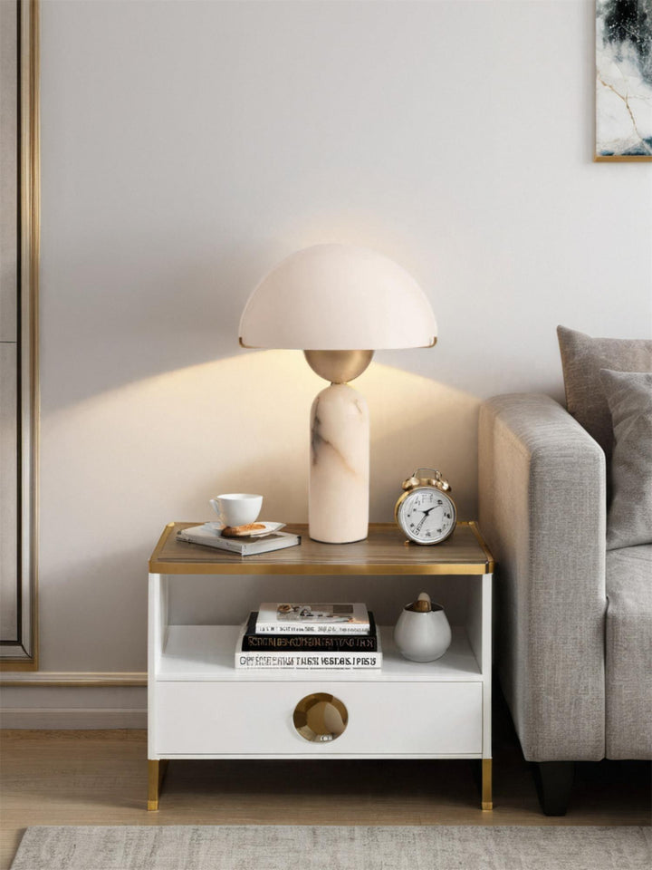 Peono Alabaster Bordslampa