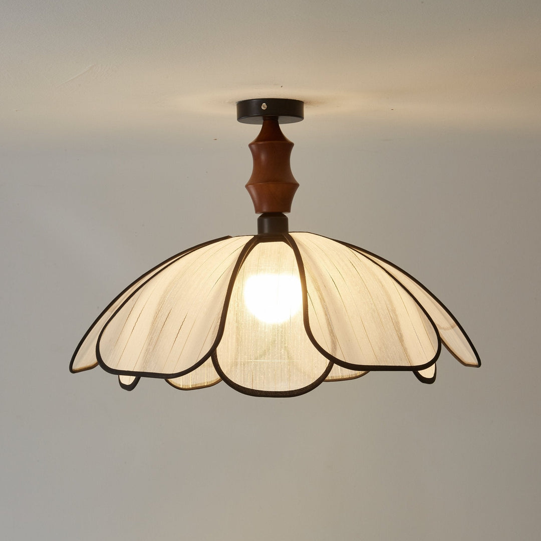 Petaline Whisper Taklampa