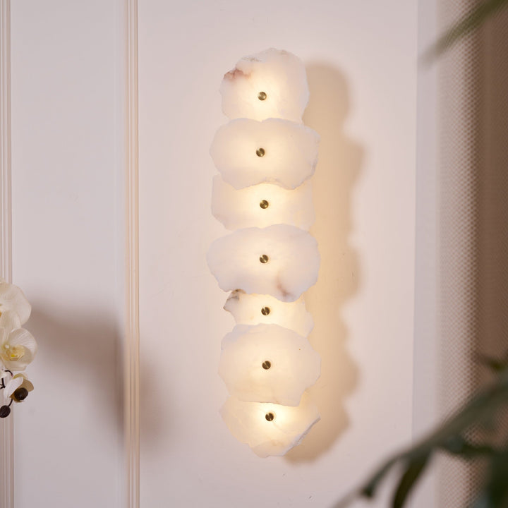 Petra Alabaster Vägglampa