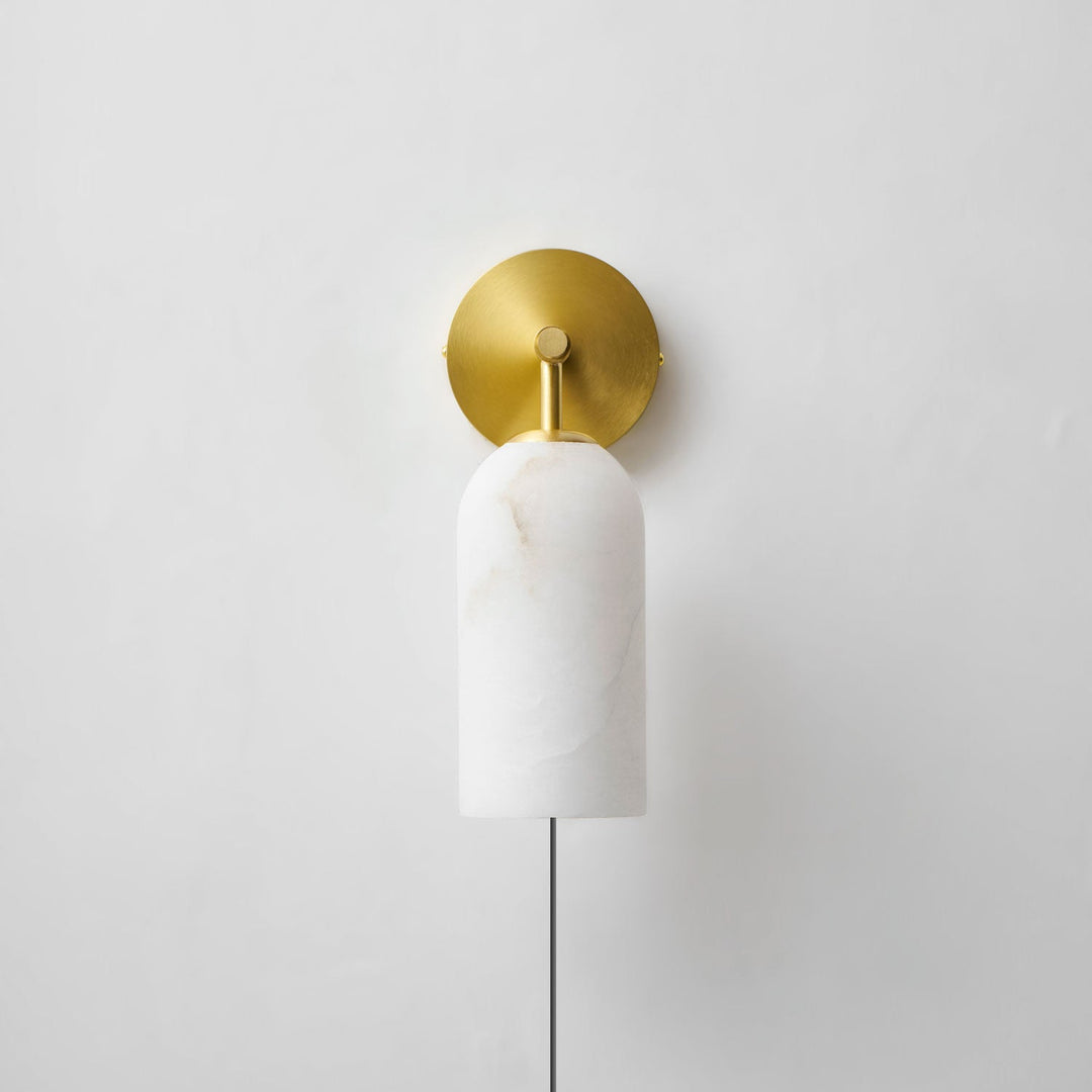 Pillar Alabaster Vägglampa med Plug-in