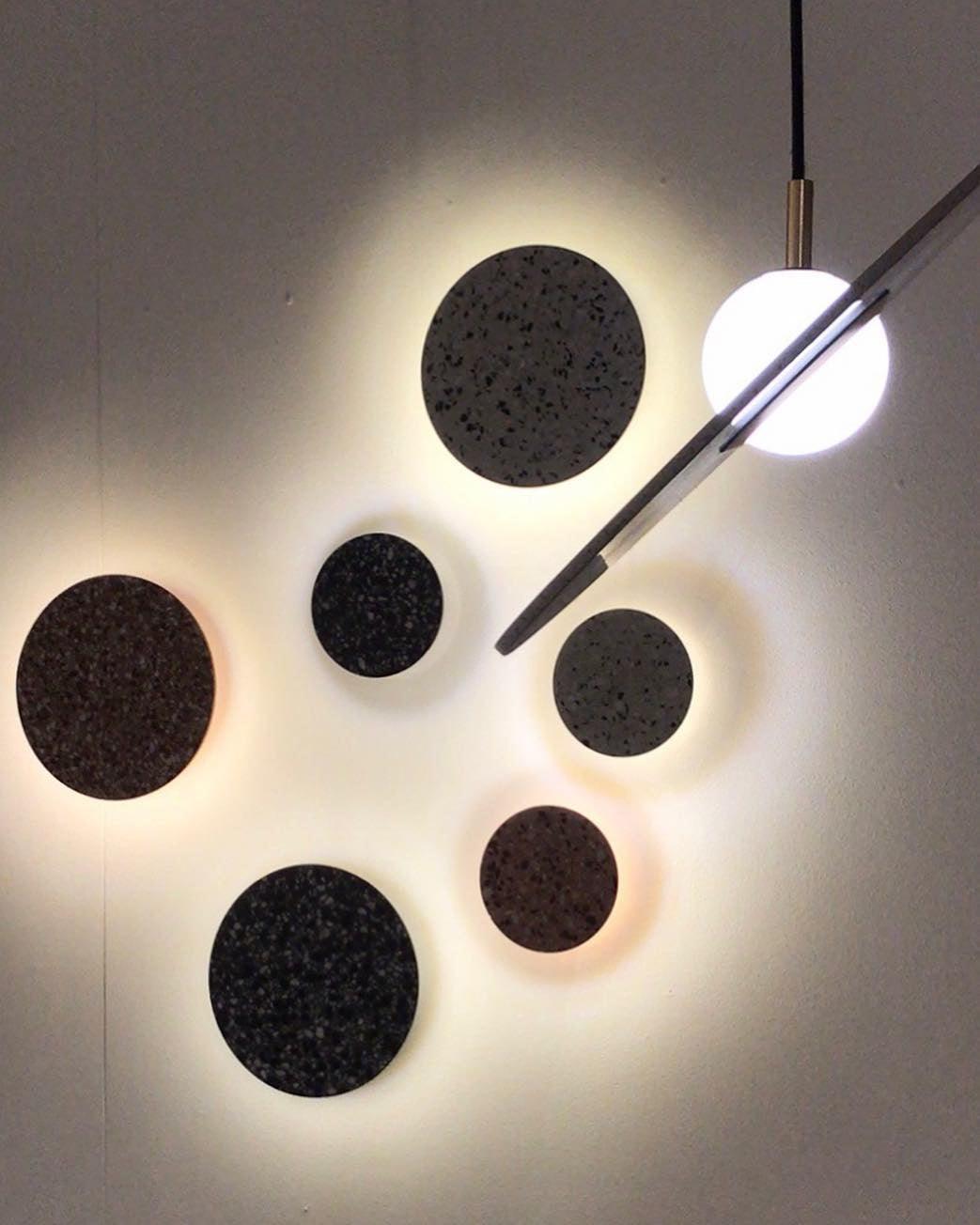 Pin Vägglampa