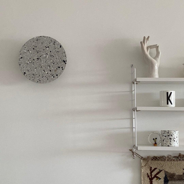 Pin Vägglampa