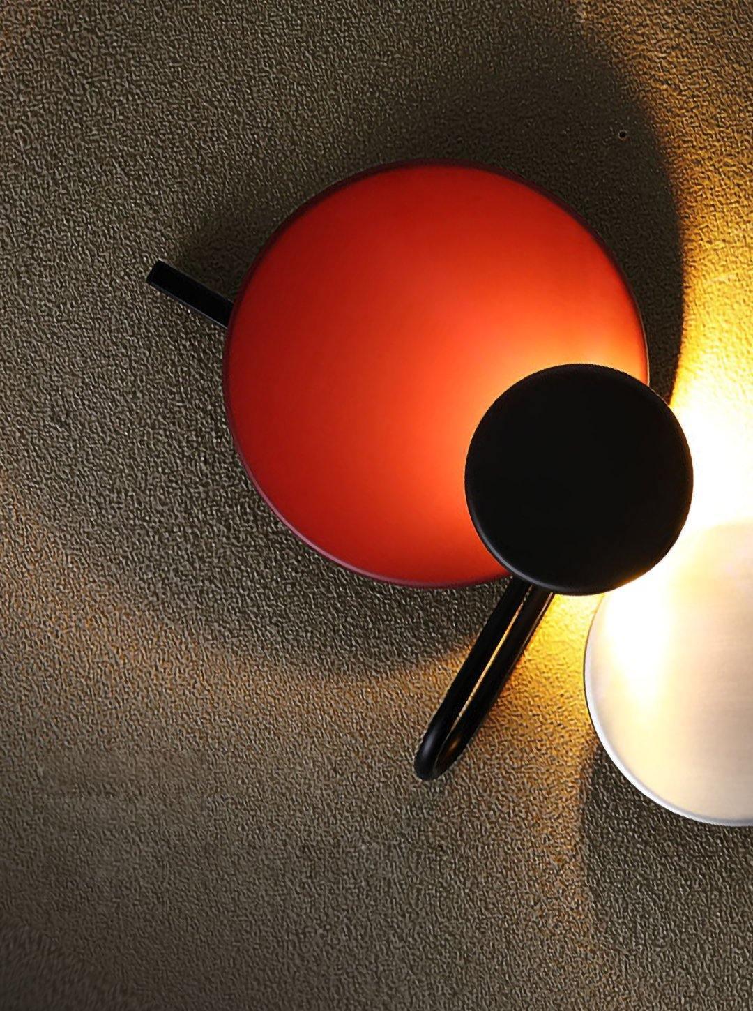 Planet Plug-in Vägglampa