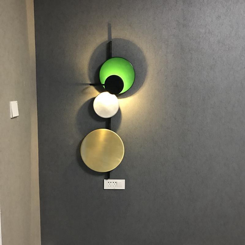 Planet Vägglampa
