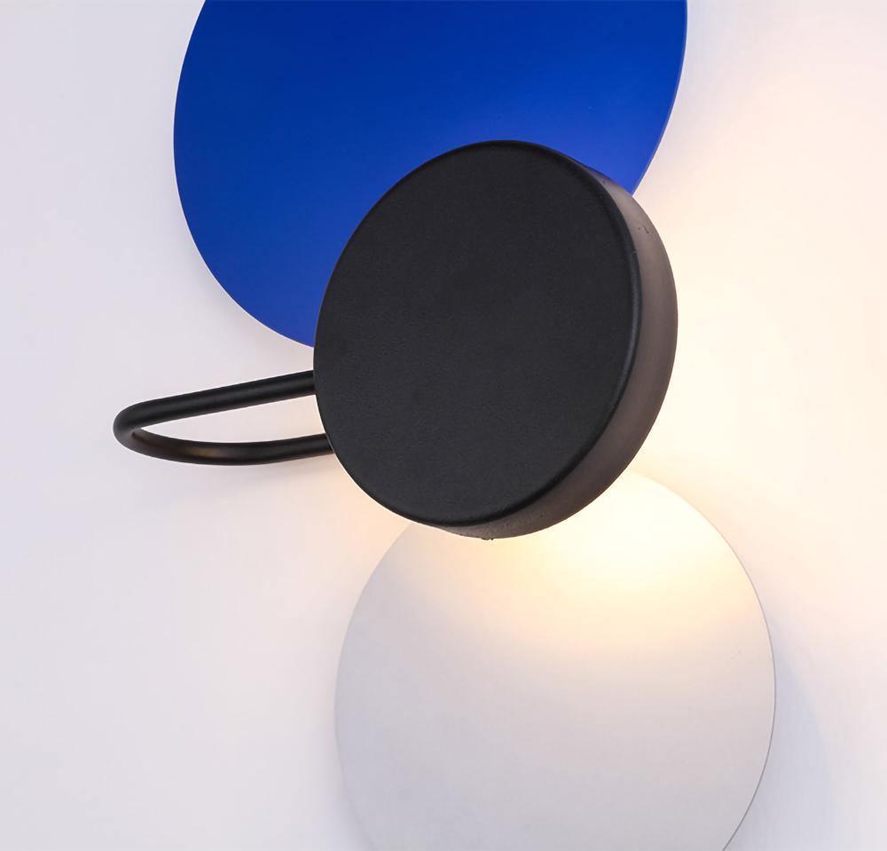 Planet Vägglampa