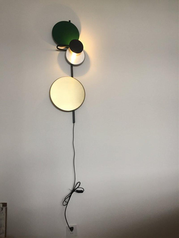 Planet Vägglampa
