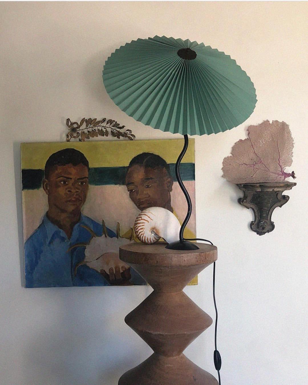 Fållad Lampa med Skärm