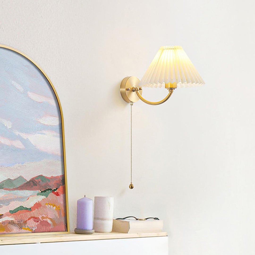 Fållad Vägglampa