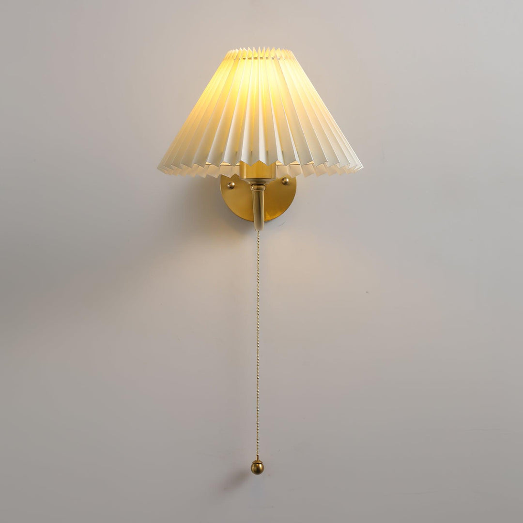 Fållad Vägglampa